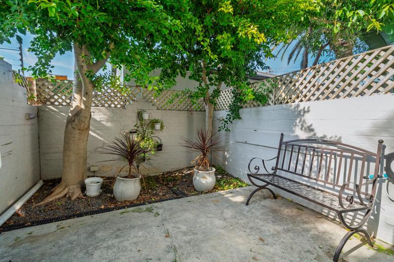3 Bedroom Property for Sale in Harfield Village Western Cape